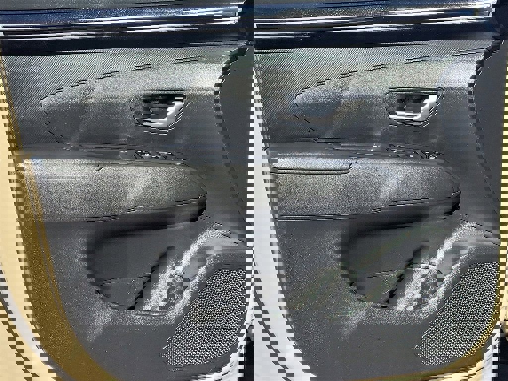 Used 2024 Hyundai Santa Cruz SE image 6