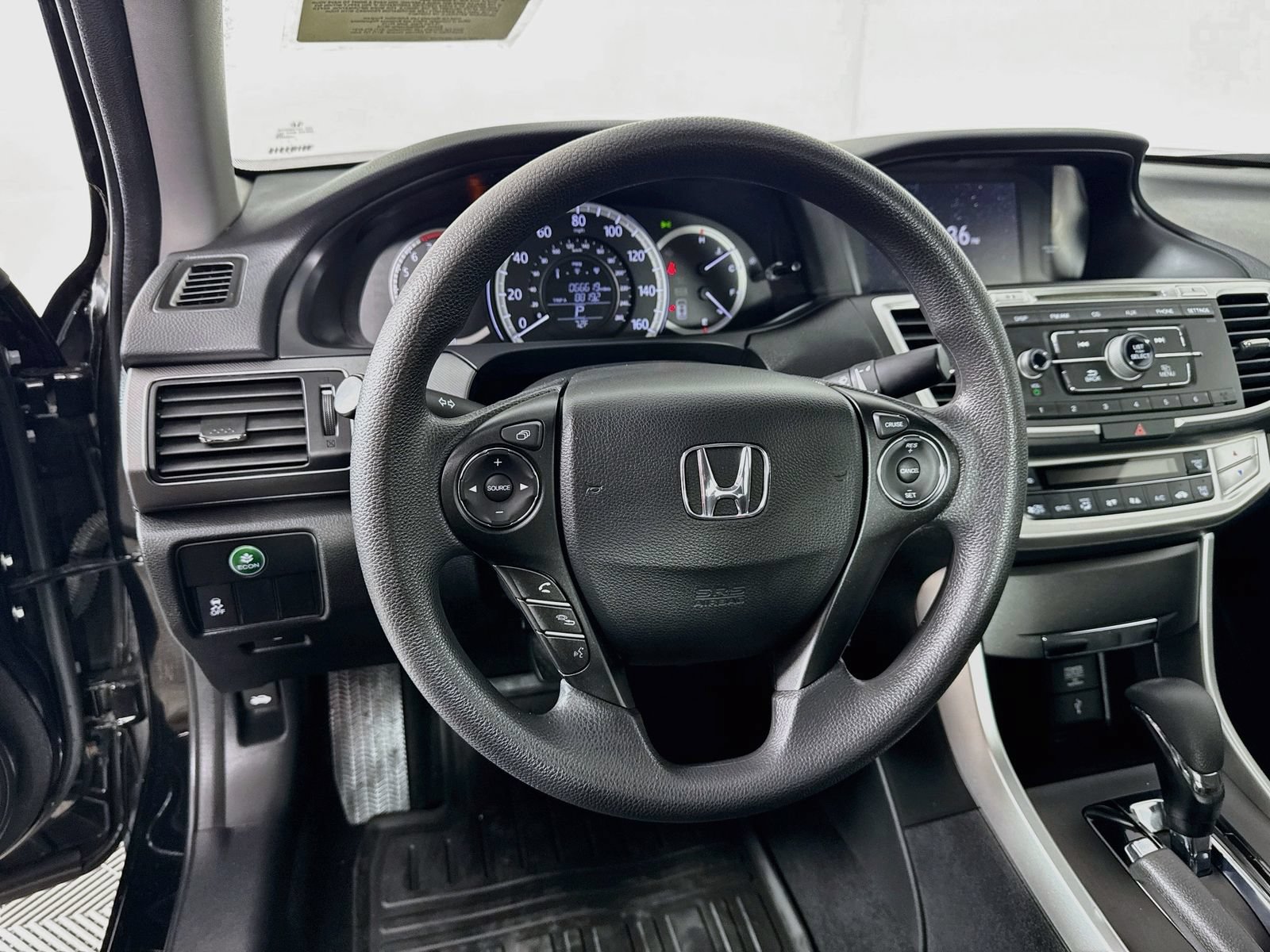 Used 2013 Honda Accord LX image 9