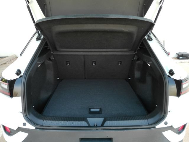 Used 2023 Volkswagen ID.4 Pro RWD image 25