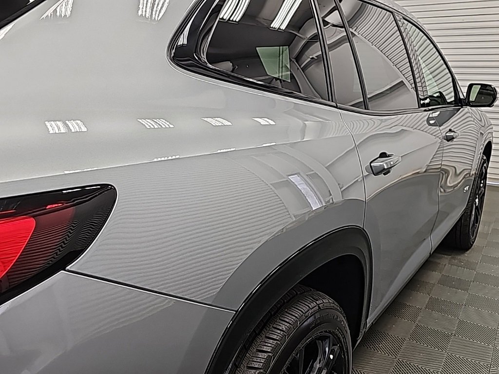 New 2026 Buick Enclave Sport Touring image 9