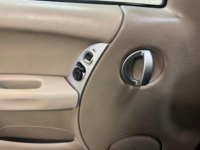 Used 2005 Jeep Liberty Limited image 13