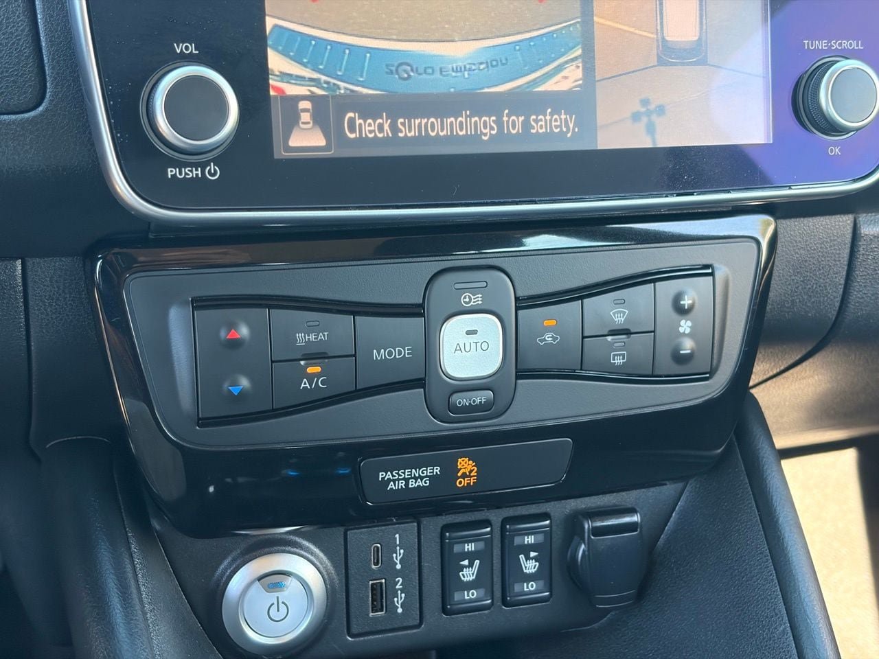 Certified 2022 Nissan Leaf SV Plus FWD image 24