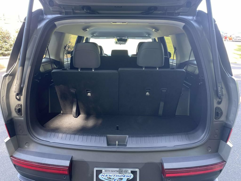 Certified 2026 Hyundai Santa Fe SEL FWD image 8