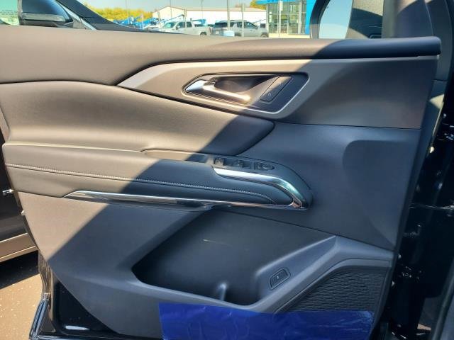 New 2026 Chevrolet Traverse LT image 13