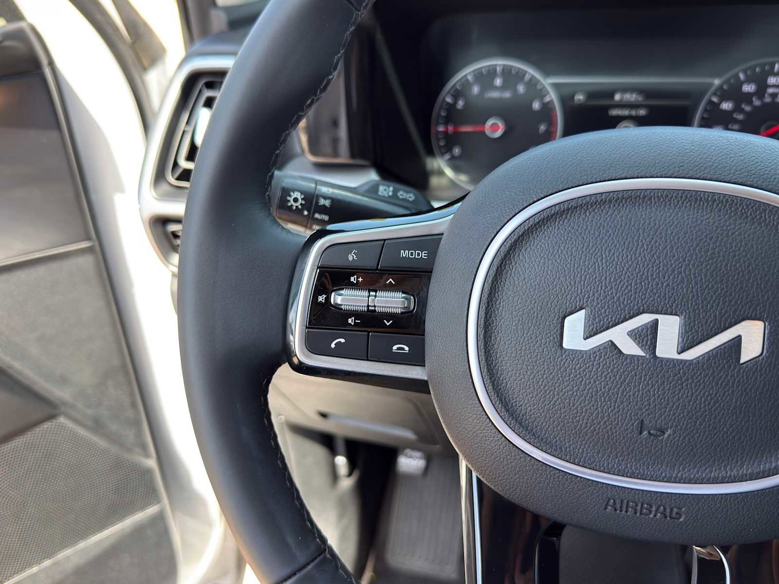 Certified 2023 Kia Sorento S image 17