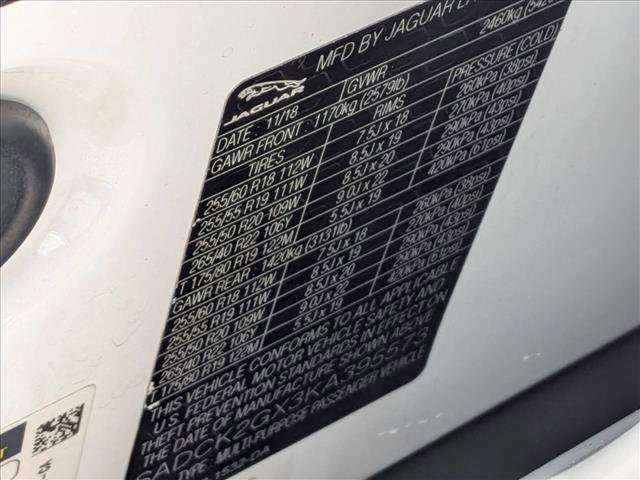 Used 2019 Jaguar F-PACE Prestige image 16