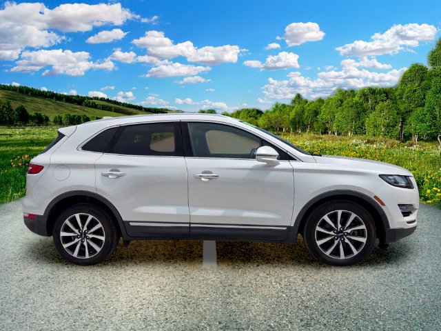 Used 2019 Lincoln MKC Reserve w/ MKC Technology Package FWD image 7