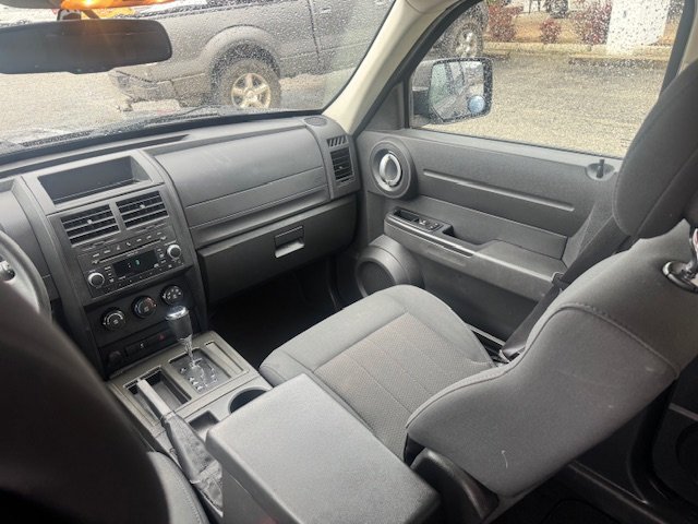 Used 2011 Dodge Nitro Heat image 10