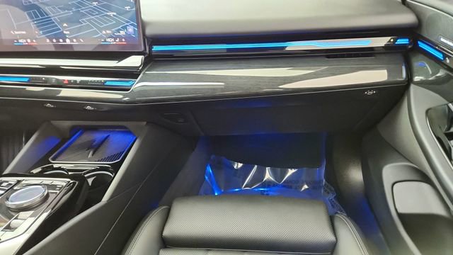 Used 2026 BMW 530i xDrive image 36