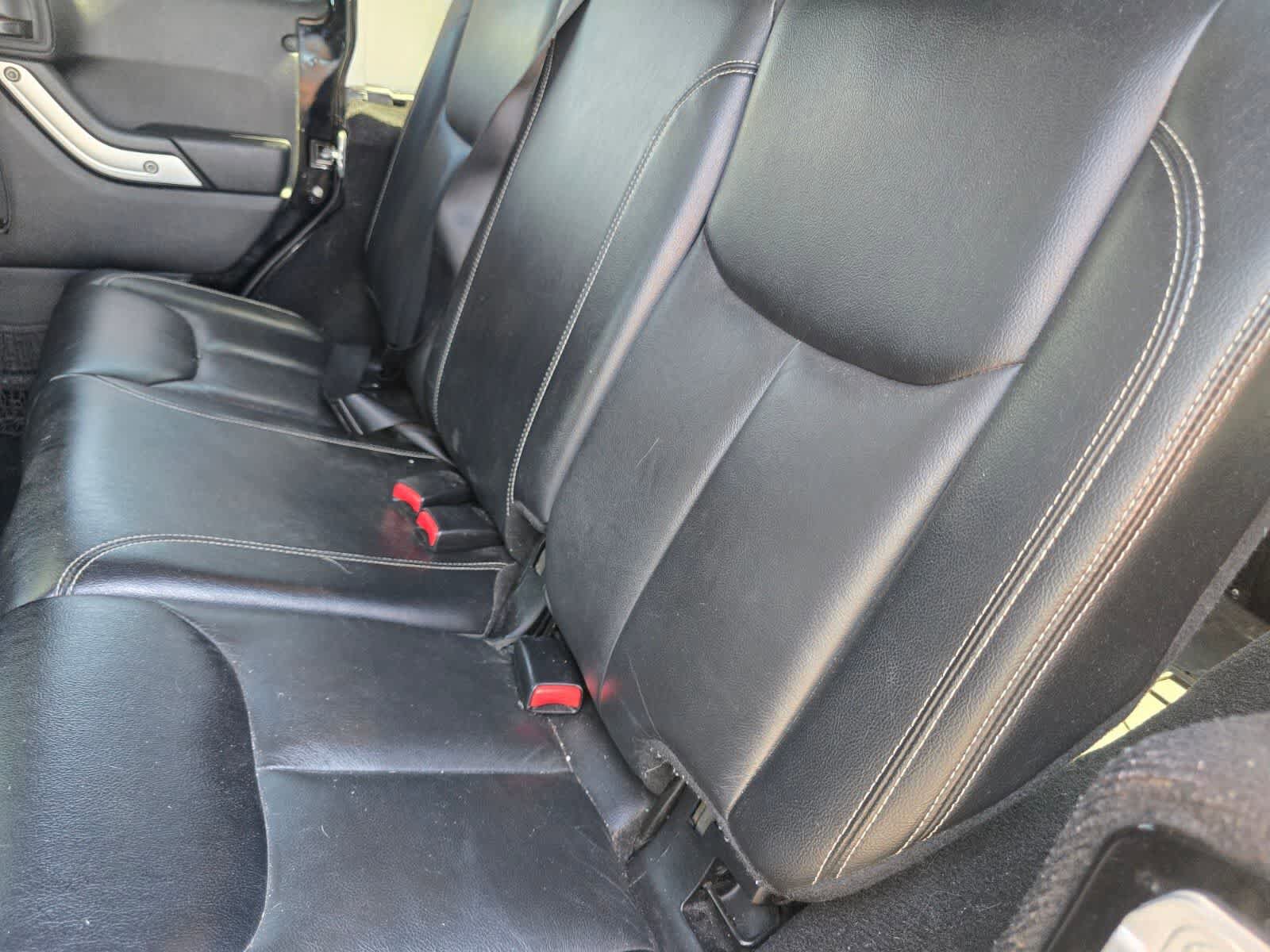 Used 2015 Jeep Wrangler Unlimited Sahara w/ Dual Top Group AWD/4WD image 14