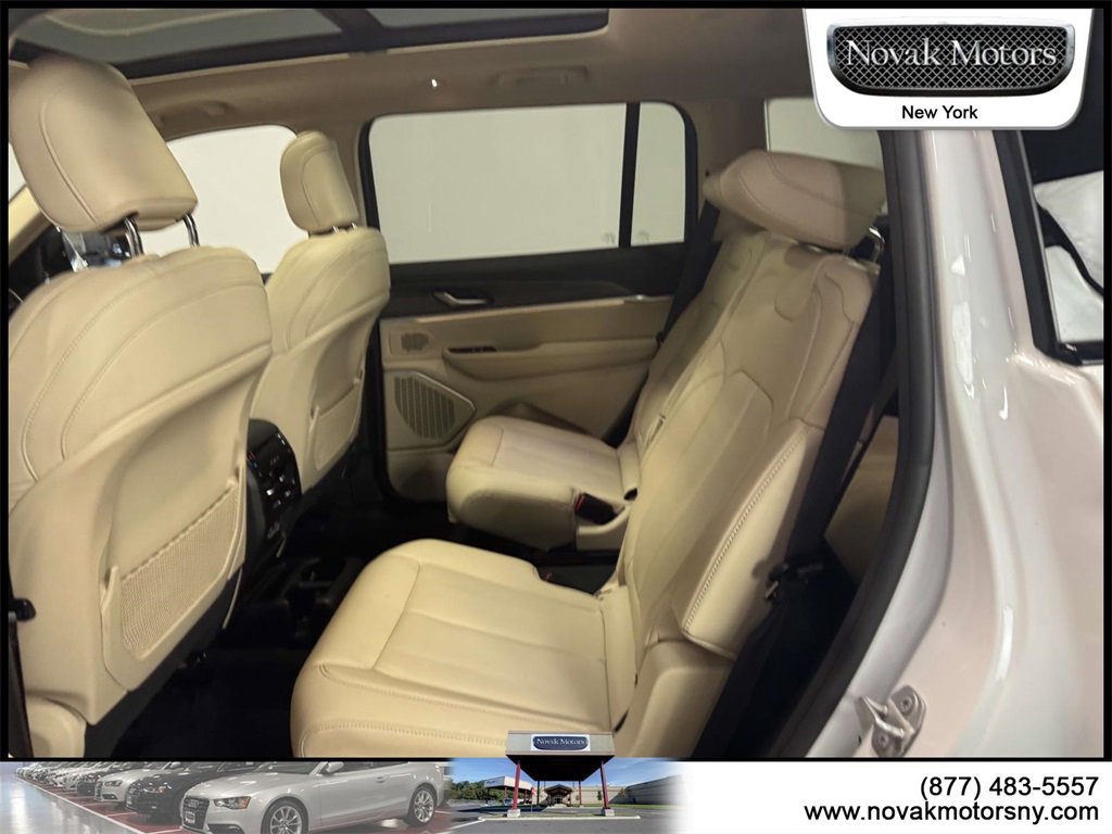 Used 2022 Jeep Grand Cherokee L Limited image 11