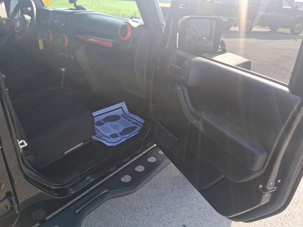 Used 2017 Jeep Wrangler Unlimited Sport AWD/4WD image 26