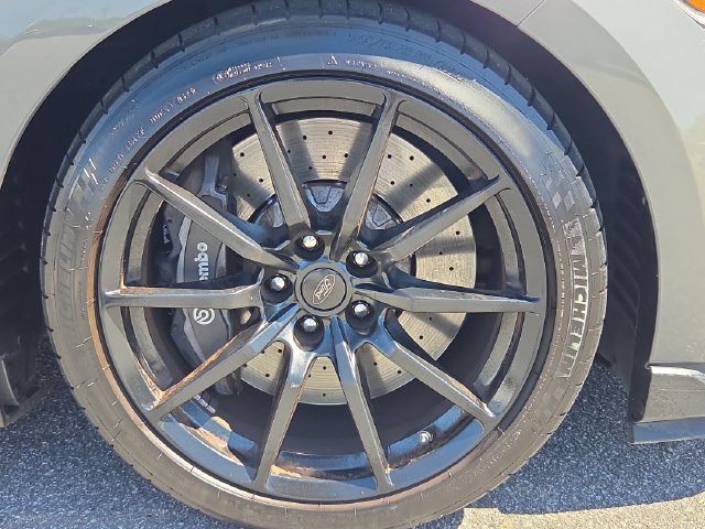 Used 2018 Ford Mustang Shelby GT350 w/ Electronics Package RWD image 30