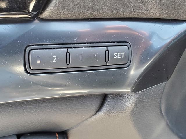 Used 2021 Nissan Maxima SR w/ Sport Mat Group FWD image 17