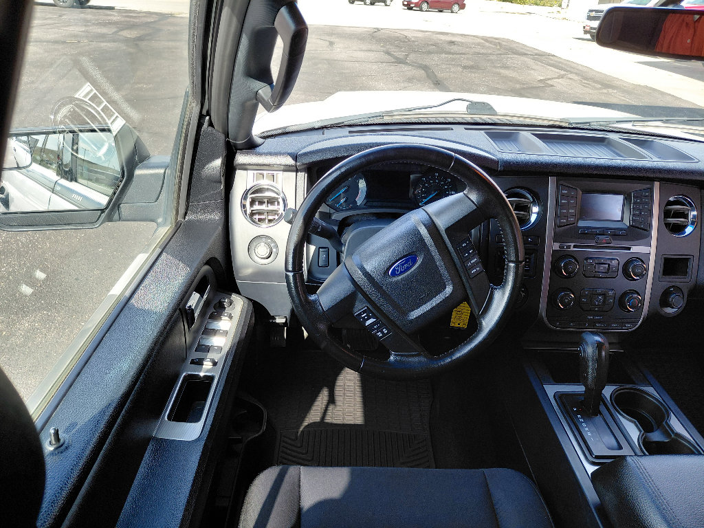 Used 2016 Ford Expedition XL w/ Equipment Group 101A AWD/4WD image 16