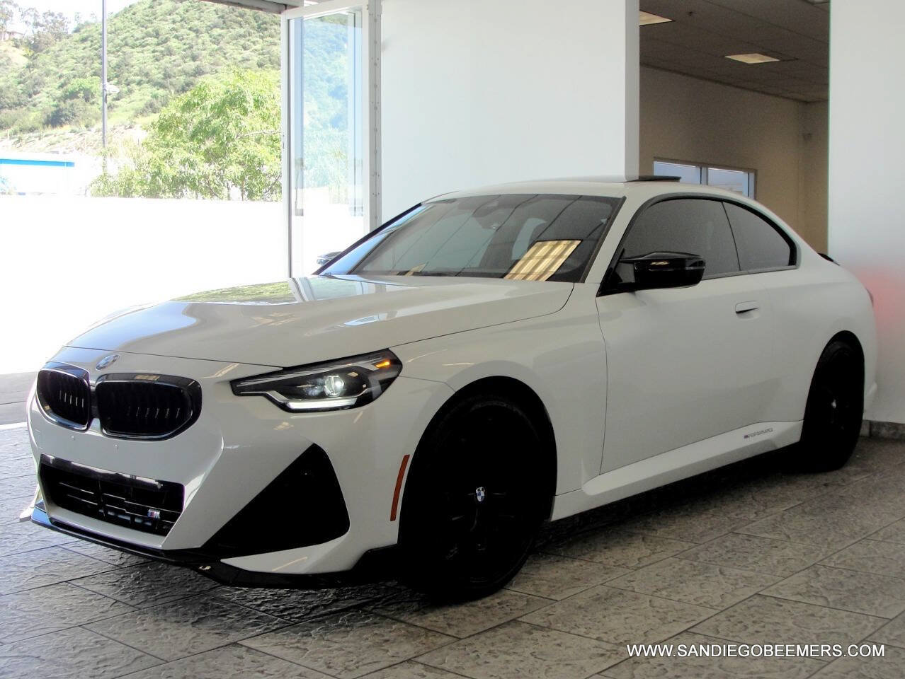 Used 2025 BMW M240i xDrive Coupe AWD/4WD image 45
