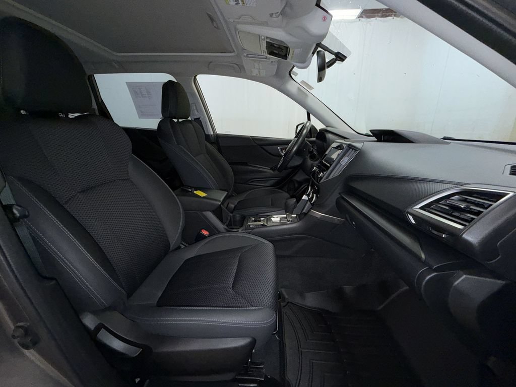 Used 2021 Subaru Forester Premium AWD/4WD image 18