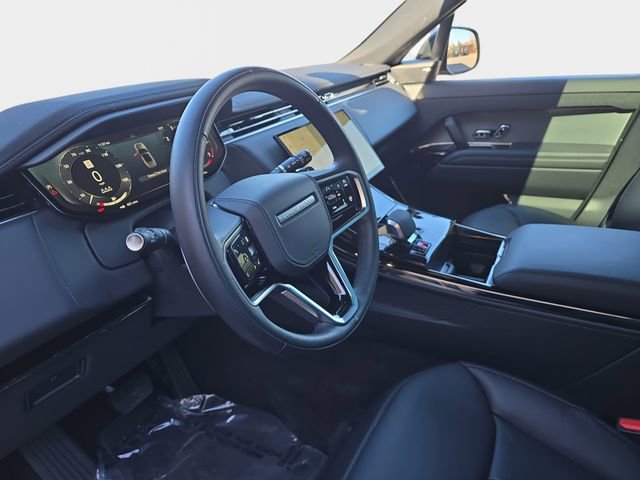 Used 2025 Land Rover Range Rover Sport image 19