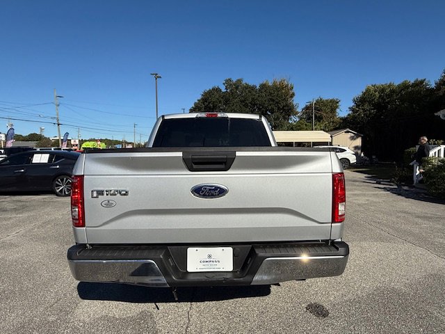 Used 2015 Ford F150 XLT image 4