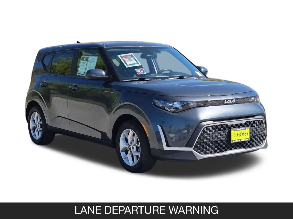 Used 2024 Kia Soul LX w/ LX Technology Package FWD image 2