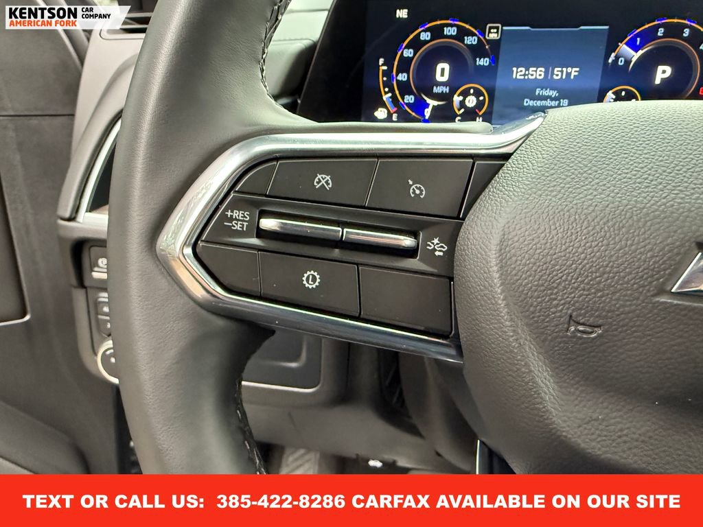 Used 2025 Chevrolet Suburban Z71 image 19