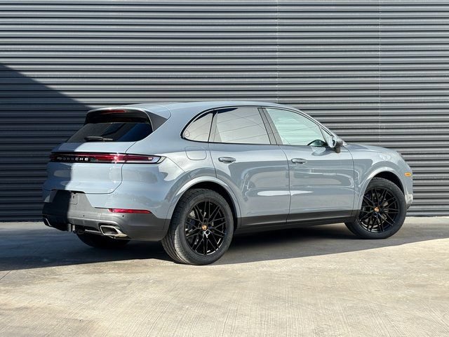Certified 2026 Porsche Cayenne AWD/4WD image 7