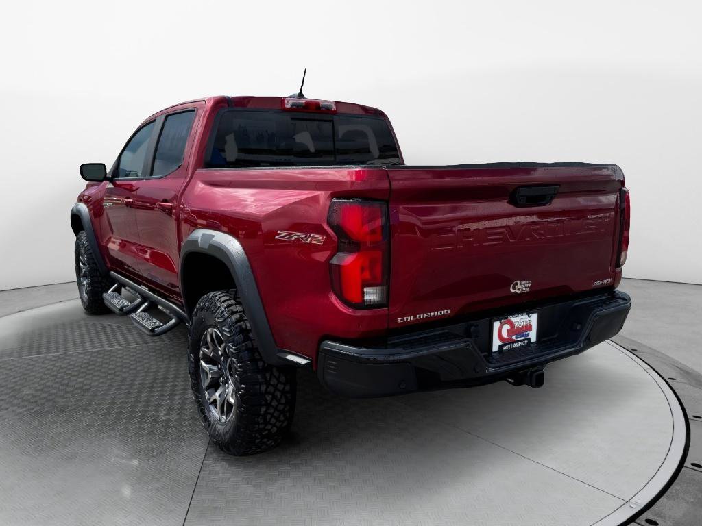 New 2026 Chevrolet Colorado ZR2 w/ Technology Package AWD/4WD image 3