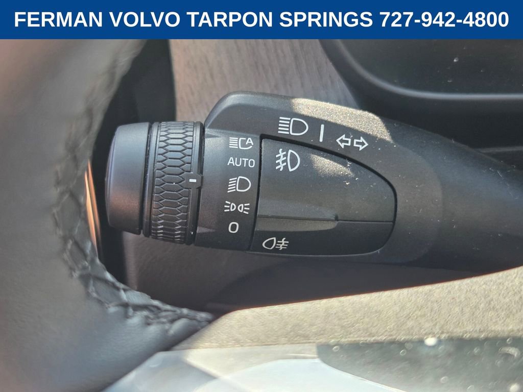 New 2026 Volvo XC40 B4 Plus w/ Protection Package Premier image 33