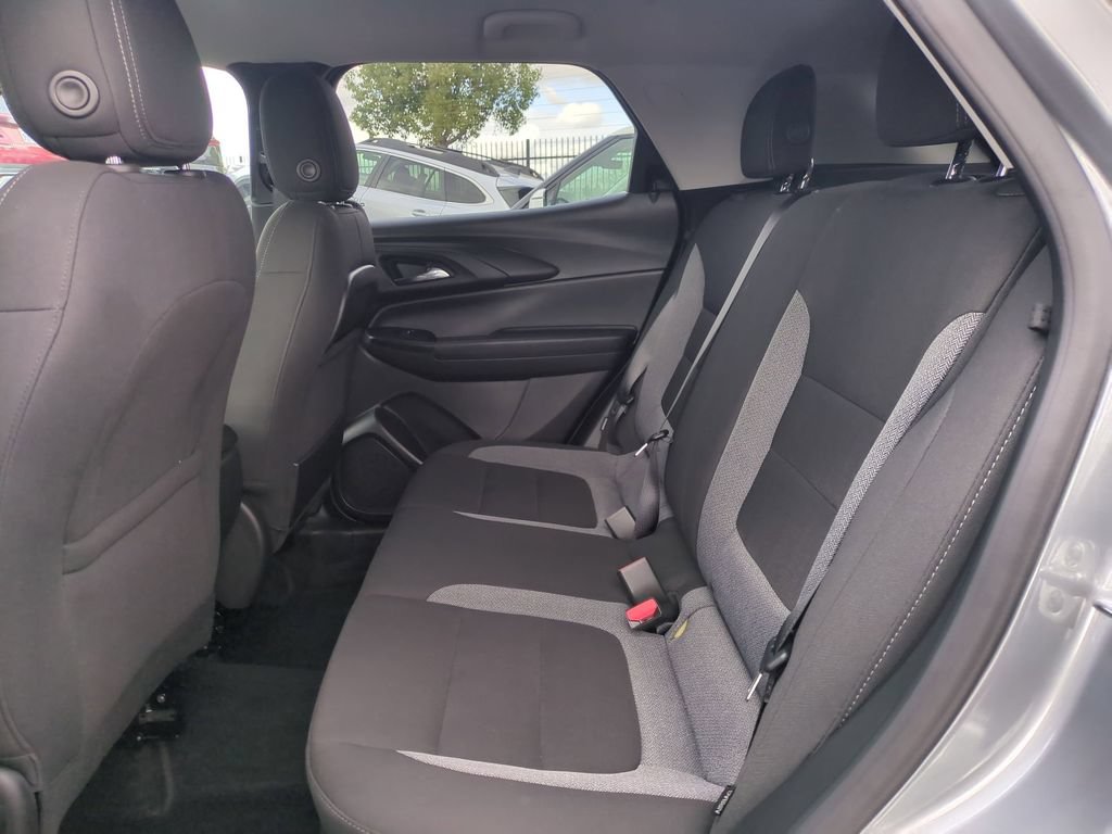 Used 2025 Chevrolet TrailBlazer LT AWD/4WD image 26