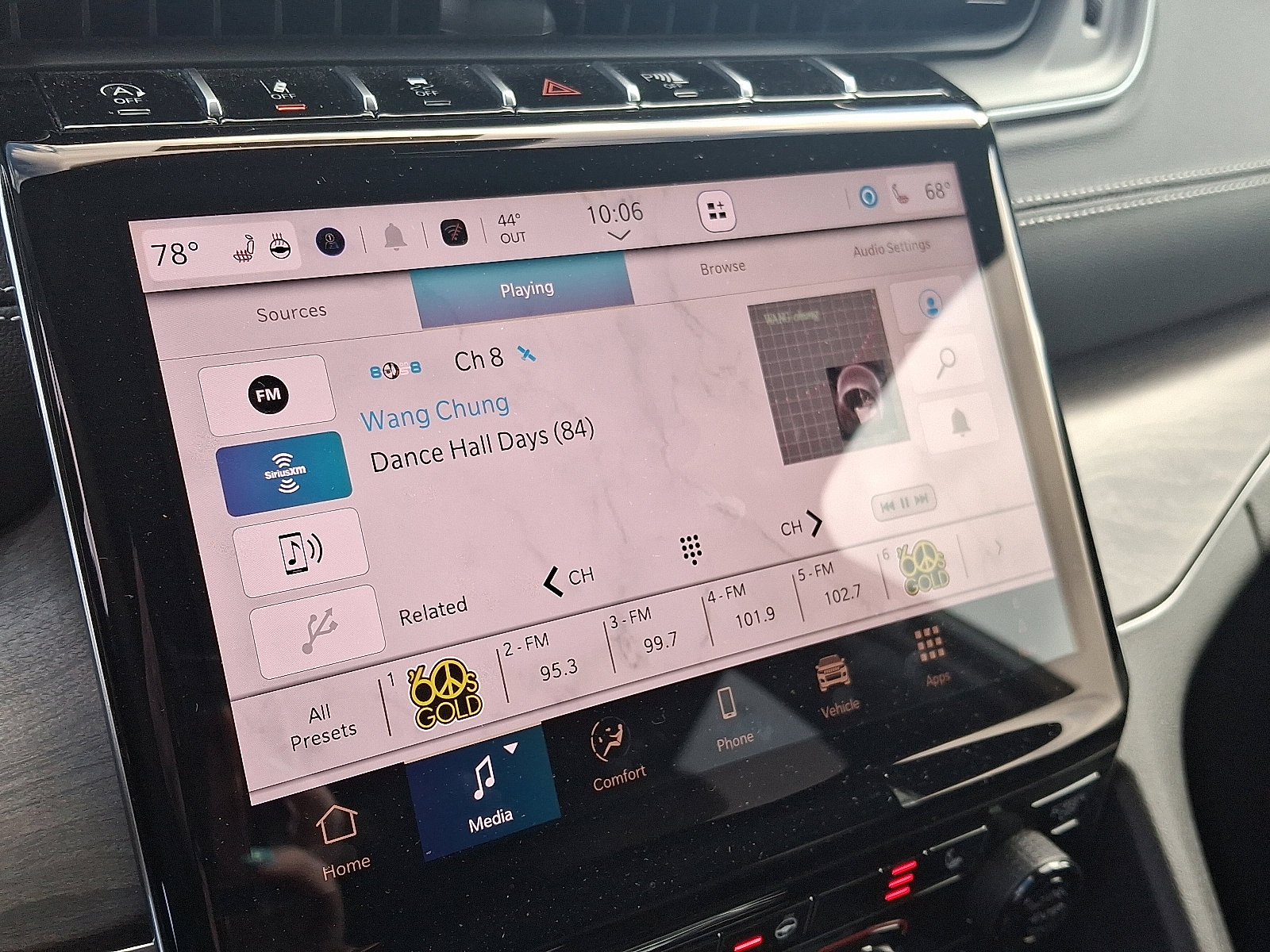 Used 2025 Jeep Grand Cherokee Limited w/ Trailer Tow Package image 18