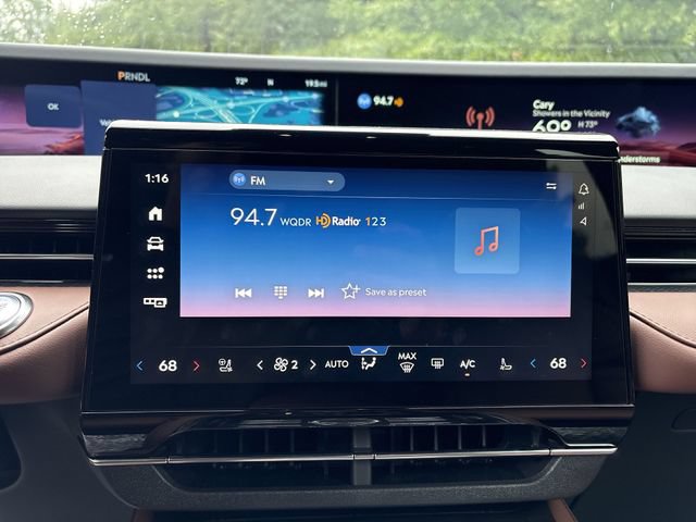 New 2026 Lincoln Nautilus Reserve AWD/4WD image 16