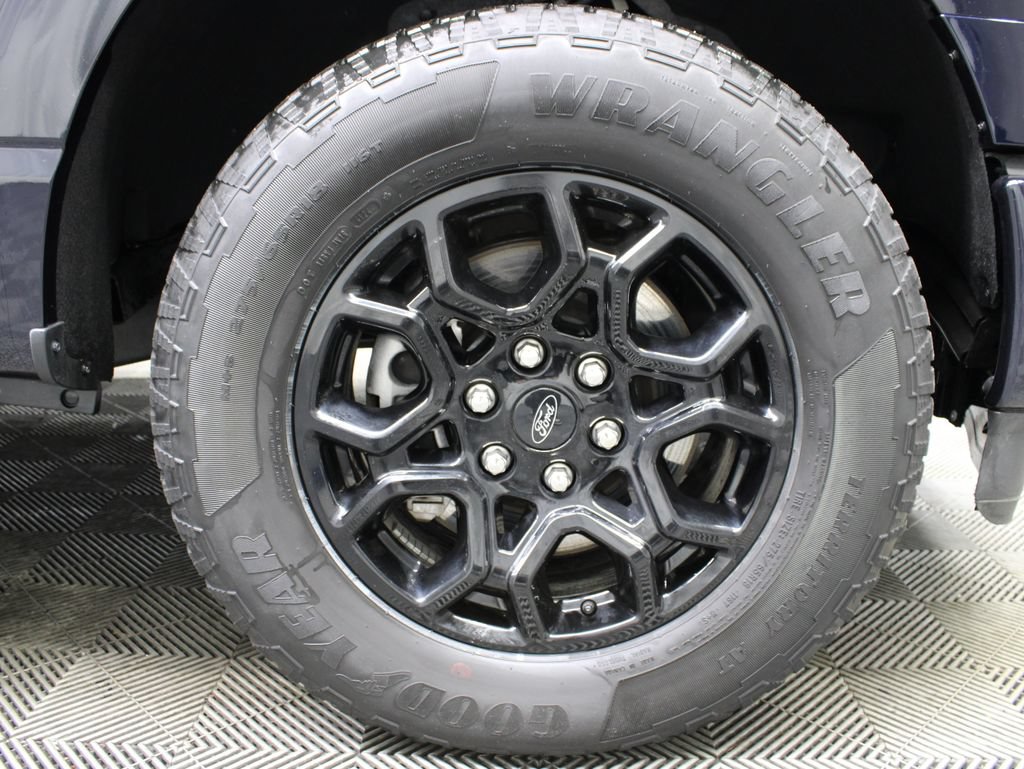 Used 2024 Ford F150 XLT w/ XLT Black Appearance Package AWD/4WD image 10
