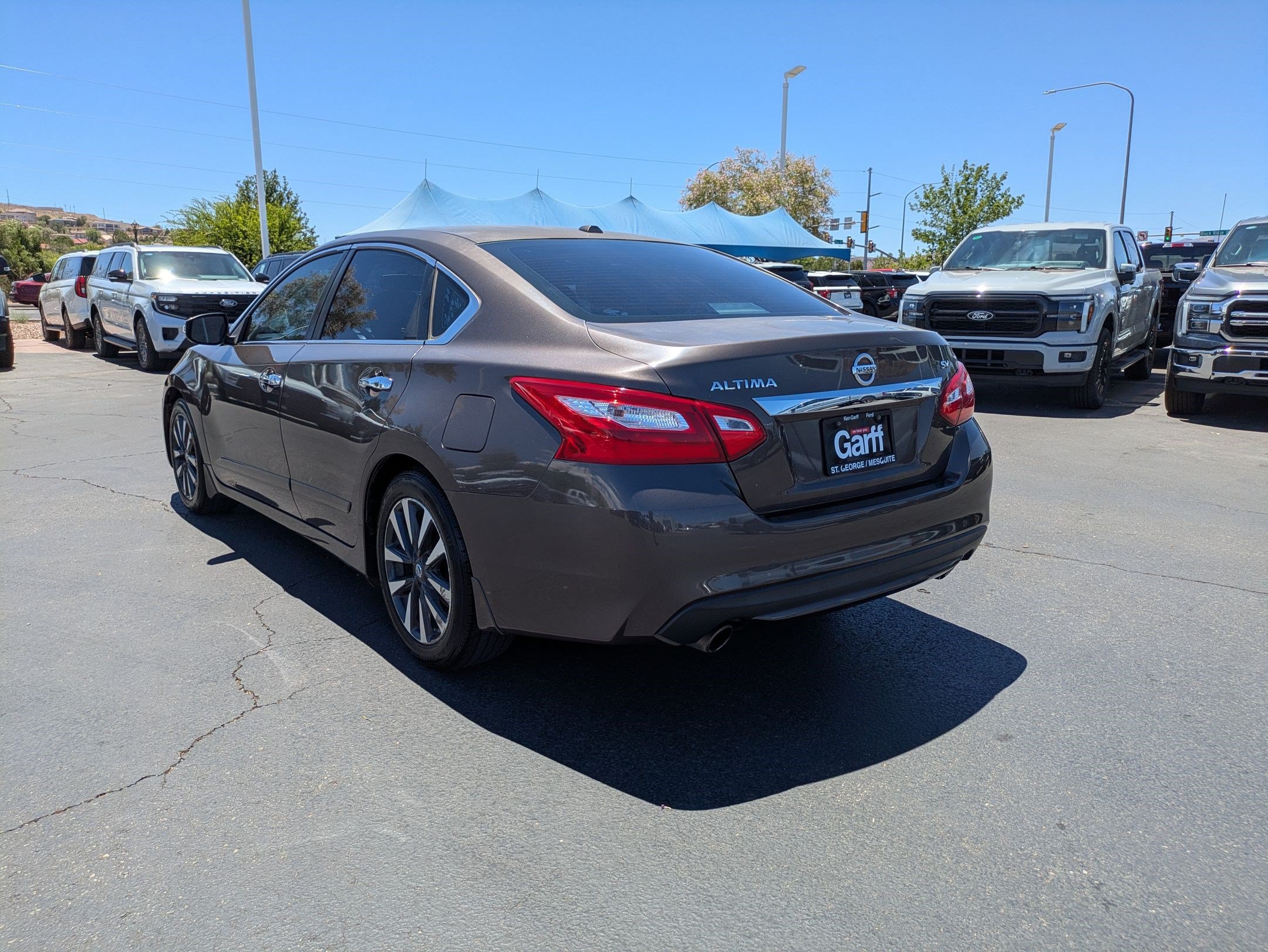 Used 2016 Nissan Altima 2.5 SV w/ Convenience Package FWD image 6