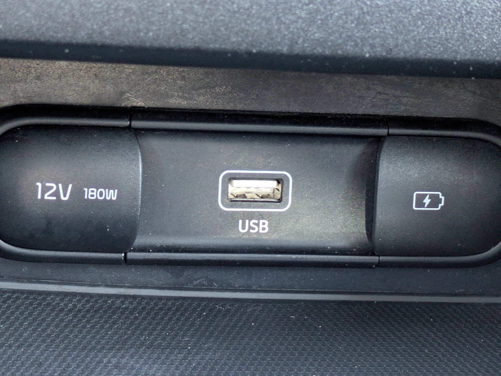 Certified 2024 Kia Forte LXS FWD image 22