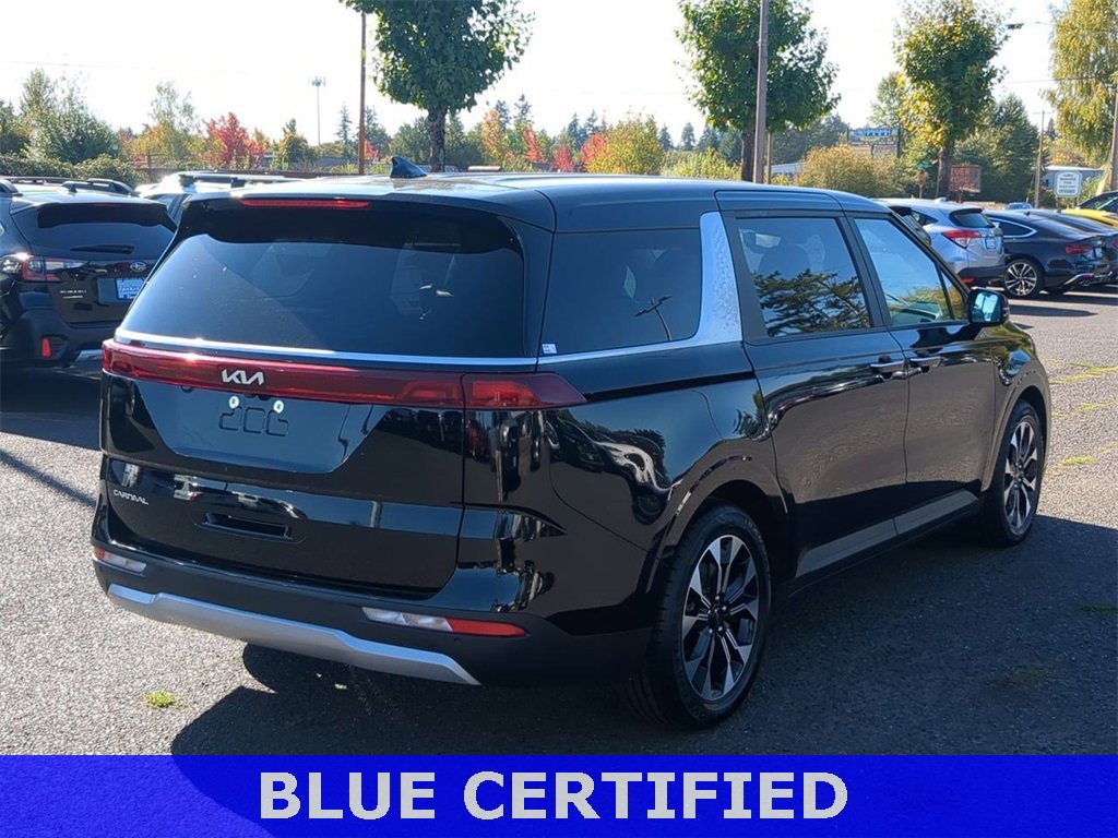 Used 2024 Kia Carnival EX image 5