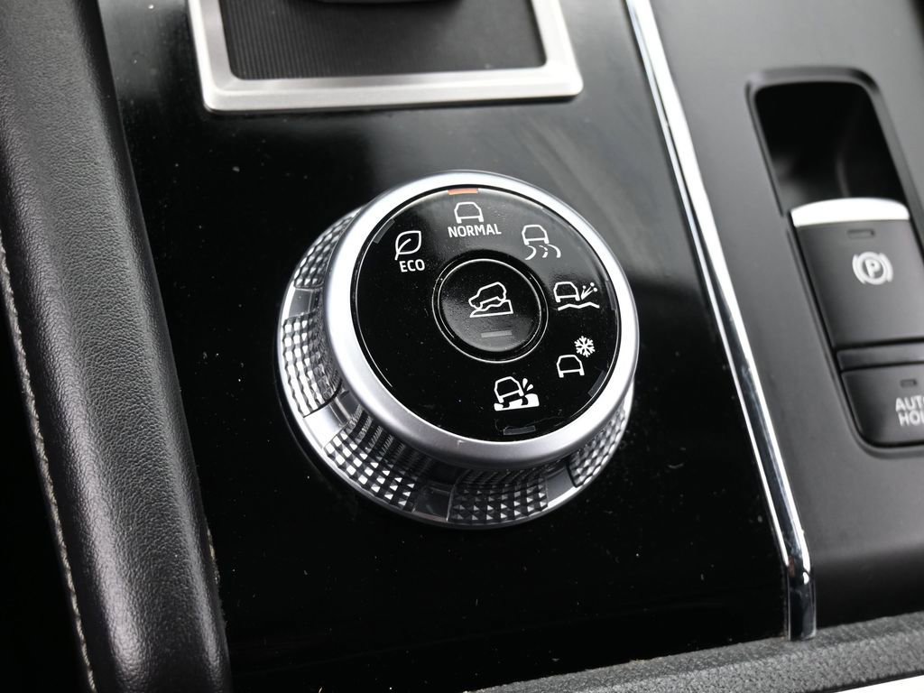 Used 2022 Mitsubishi Outlander SE image 24