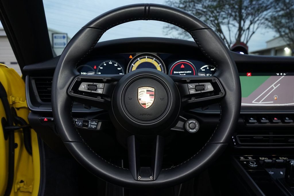 Used 2021 Porsche 911 Carrera RWD image 12