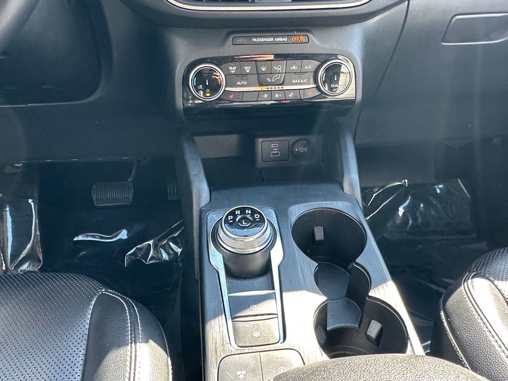 Used 2022 Ford Escape SEL image 11