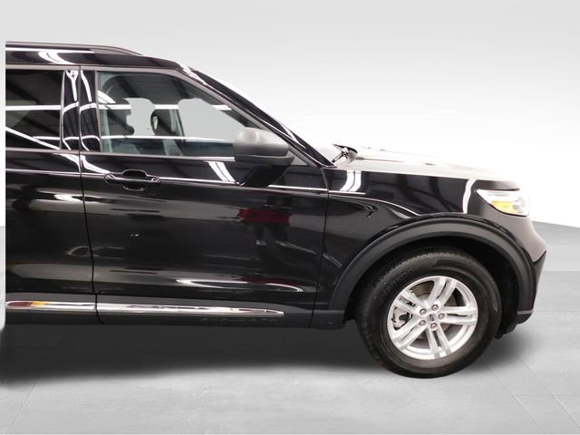 Used 2023 Ford Explorer XLT w/ Equipment Group 202A image 17