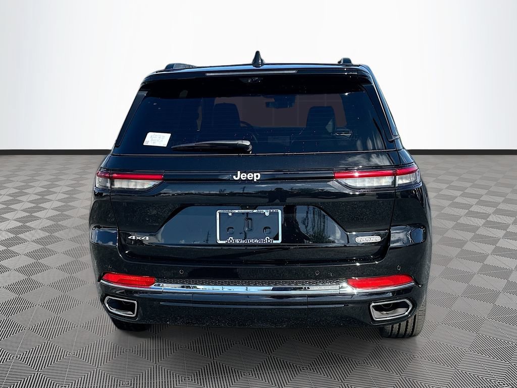 New 2025 Jeep Grand Cherokee Overland w/ Luxury Tech Group IV AWD/4WD image 7