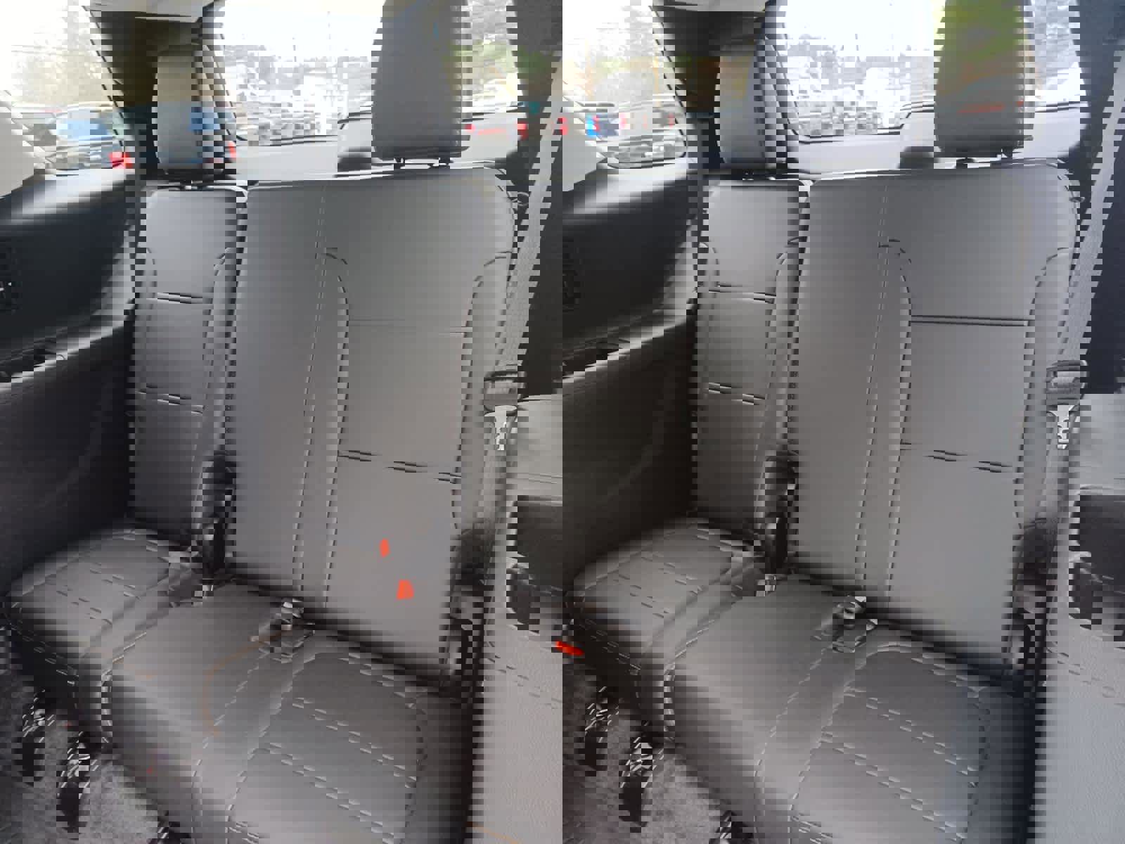 Used 2020 Chevrolet Traverse LT w/ LT Premium Package image 20