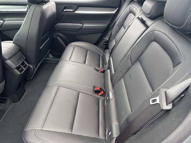 Used 2026 GMC Terrain Elevation w/ Elevation Premium Package image 23