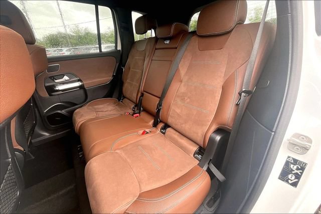Used 2025 Mercedes-Benz GLB 250 image 22