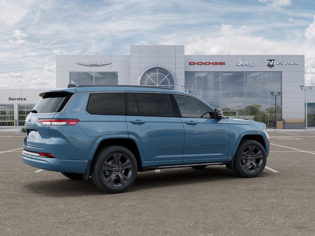 New 2027 Jeep Grand Cherokee L Limited AWD/4WD image 4