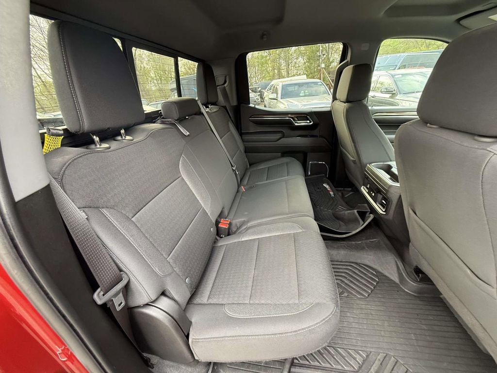 Used 2024 Chevrolet Silverado 1500 LT Trail Boss w/ Convenience Package II image 10