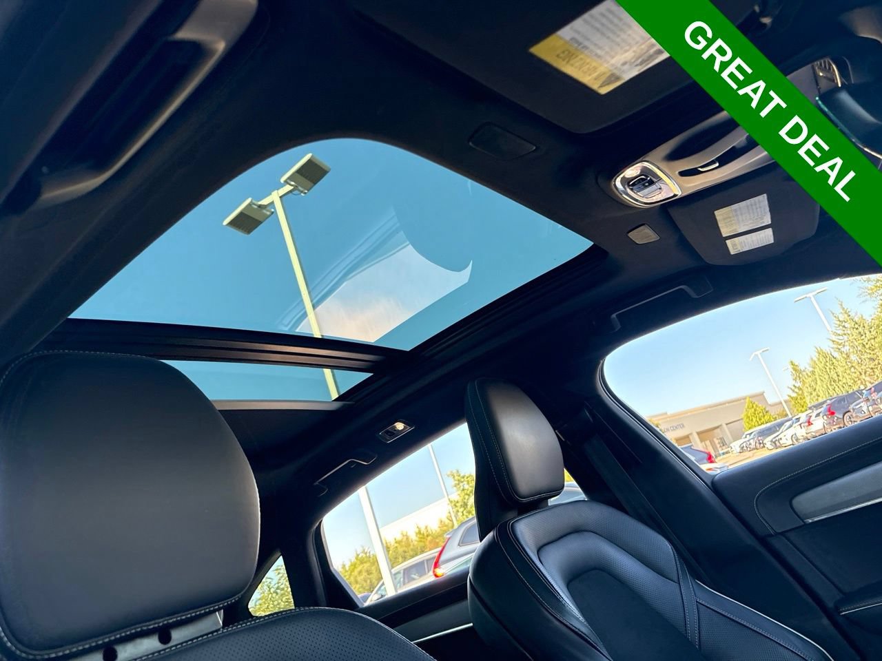 Used 2021 Volvo S90 T6 R-Design w/ Advanced Package AWD/4WD image 14
