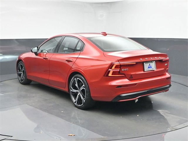Used 2023 Volvo S60 B5 Plus image 6