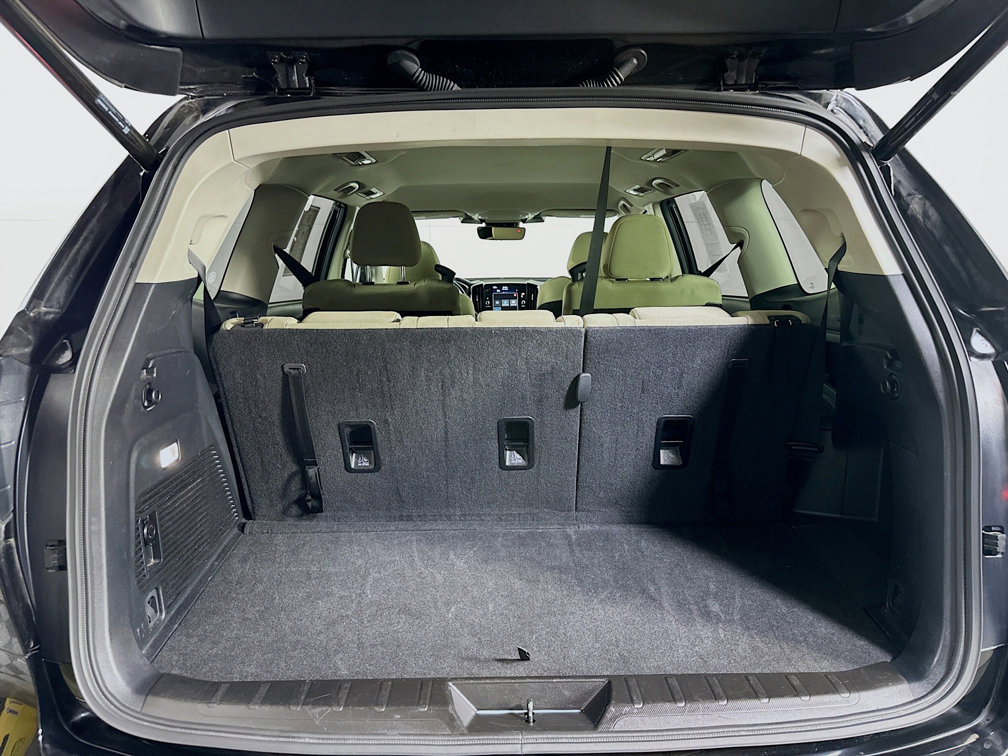 Used 2025 Subaru Ascent Premium image 28