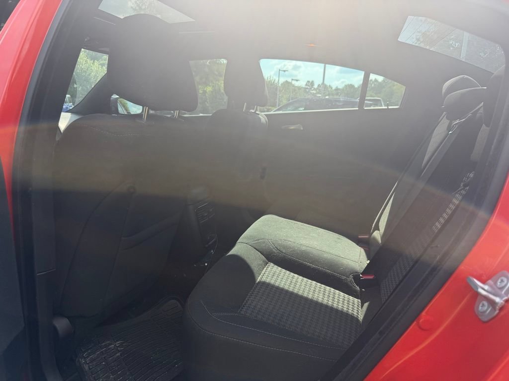 Used 2023 Dodge Charger SXT w/ Blacktop Package RWD image 9