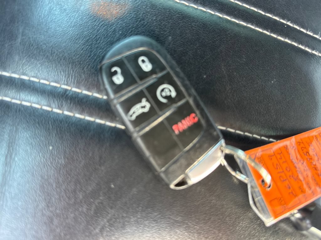 Used 2014 Chrysler 300 S w/ Luxury Group RWD image 38